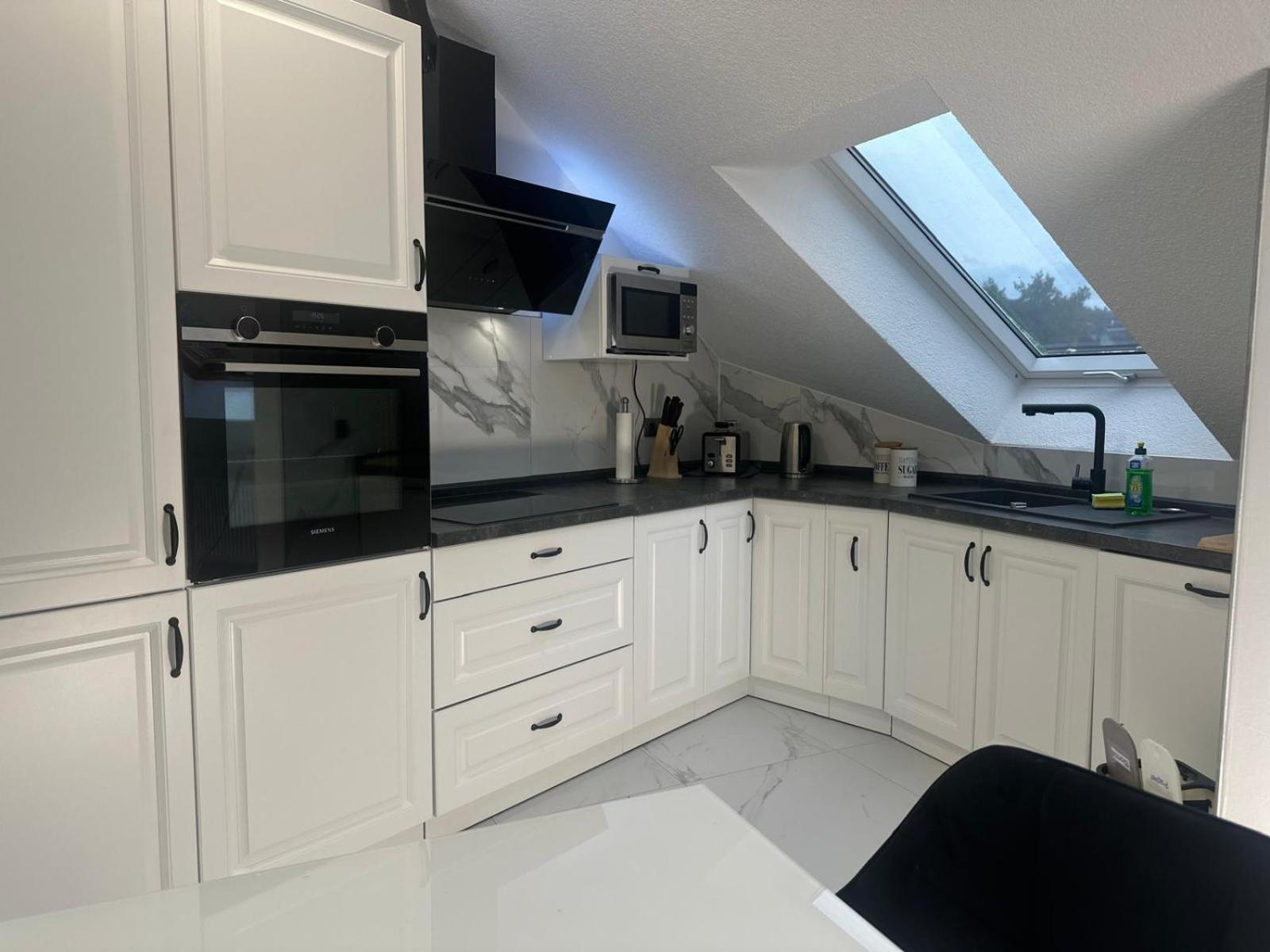 Flexible, Schoene Und Gut Aussehende Feriensuite Reutlingen Exteriör bild