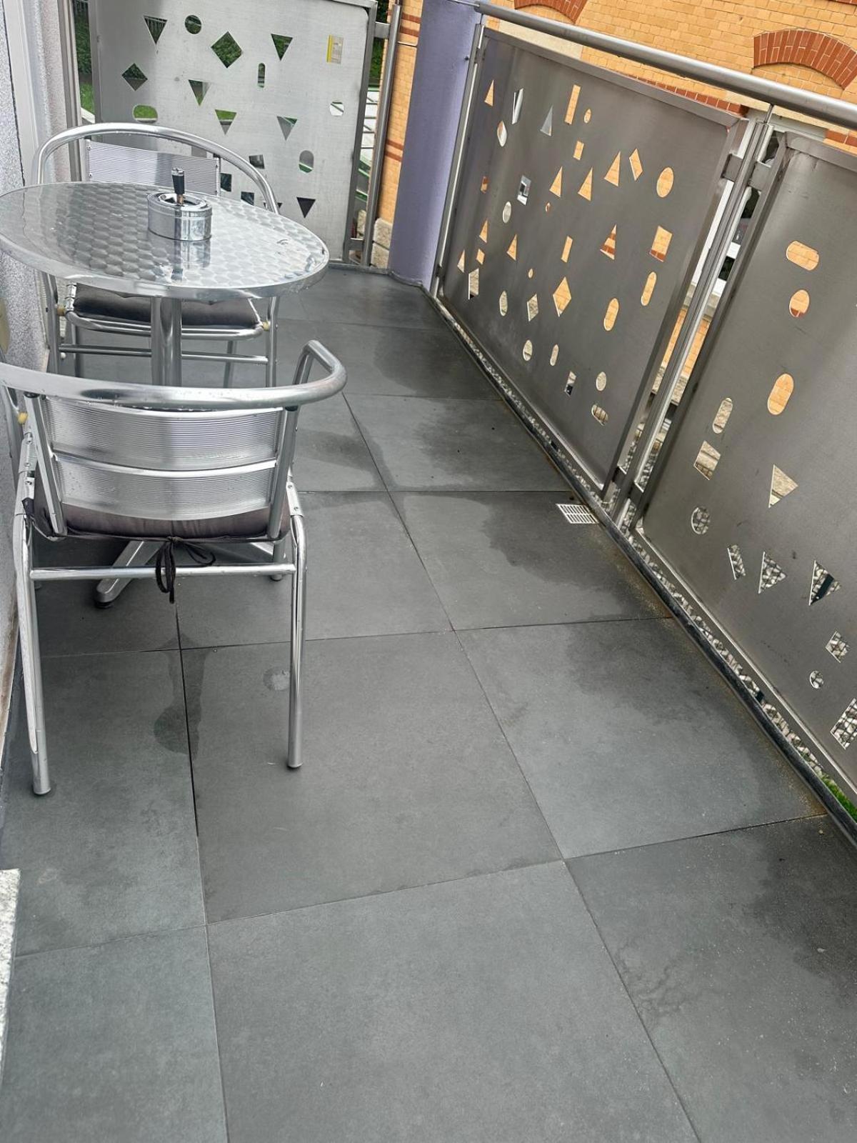 Flexible, Schoene Und Gut Aussehende Feriensuite Reutlingen Exteriör bild